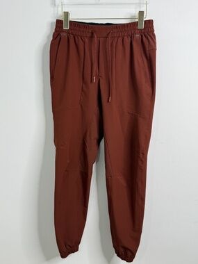 Lululemon License To Train Joggers Mens Sz S Date Brown Zip Pockets LM5AEGS